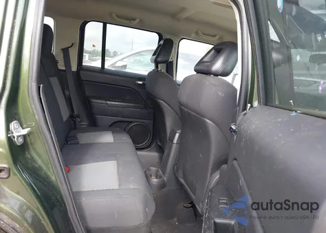 2009 Jeep Patriot Sport z USA, uszkodzony, nr VIN 1J4FT28B69D101529